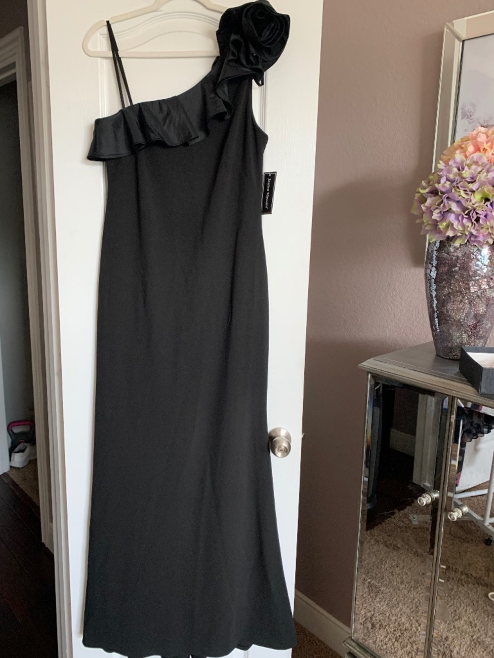 JESSICA HOWARD BLACK MAXI ONE SHOULDER DRESS WITH ROSETTE SIZE 12 NEW